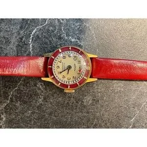 Hudson Jeans | Accessories | Vintage Ladies Red Hudson Watch  display picture 2